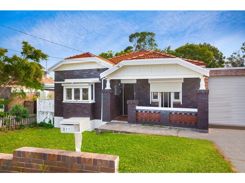 180 Queen Street, Concord West NSW 2138