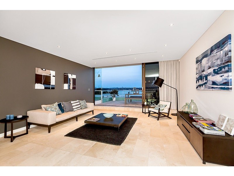 13/4-6 Walton Crescent, Abbotsford NSW 2046