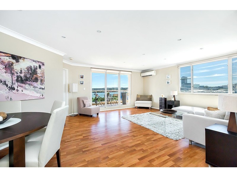 706/10 Wentworth Drive, Liberty Grove NSW 2138