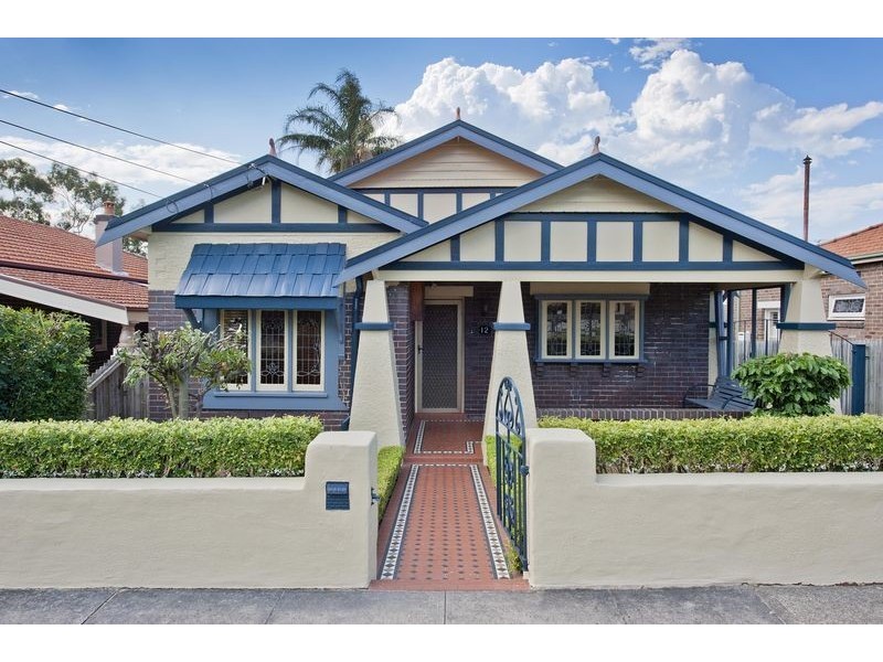 12 Mons Street, Russell Lea NSW 2046