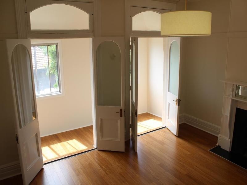 2/15   John Street, Petersham NSW 2049