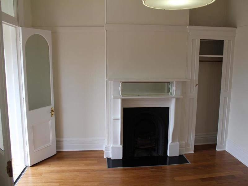 2/15   John Street, Petersham NSW 2049