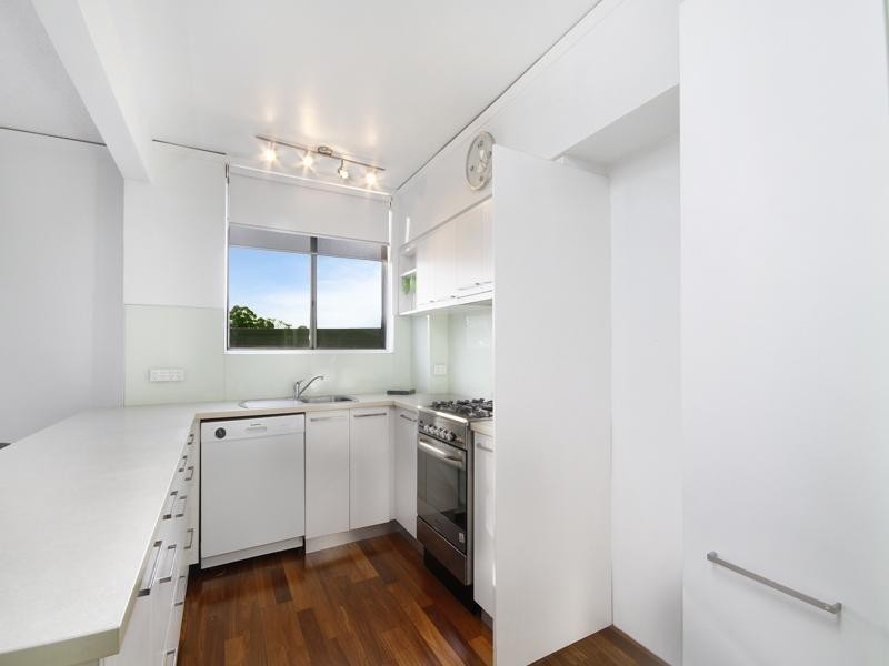 6/4 Bortfield Drive, Chiswick NSW 2046