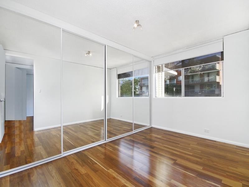 6/4 Bortfield Drive, Chiswick NSW 2046