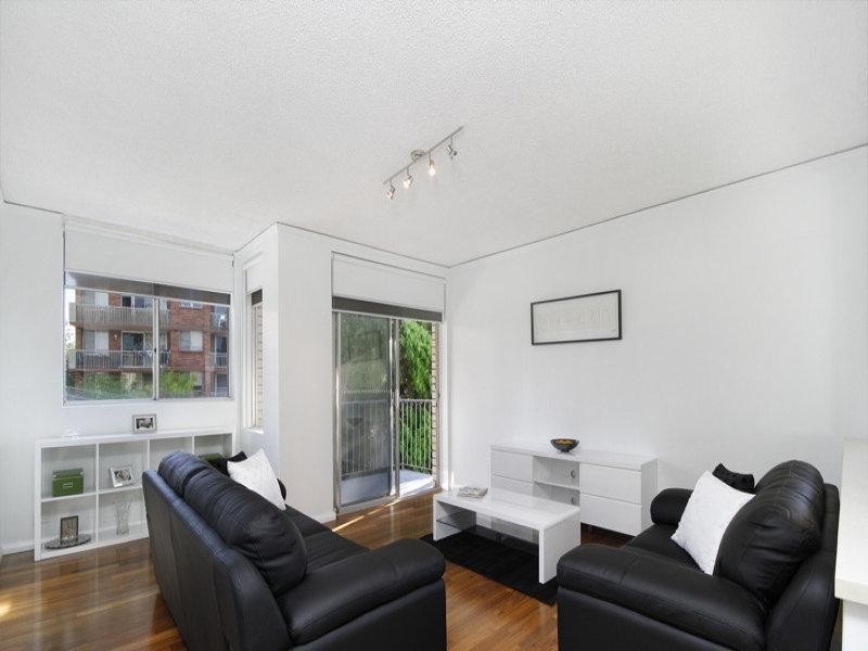 6/4 Bortfield Drive, Chiswick NSW 2046