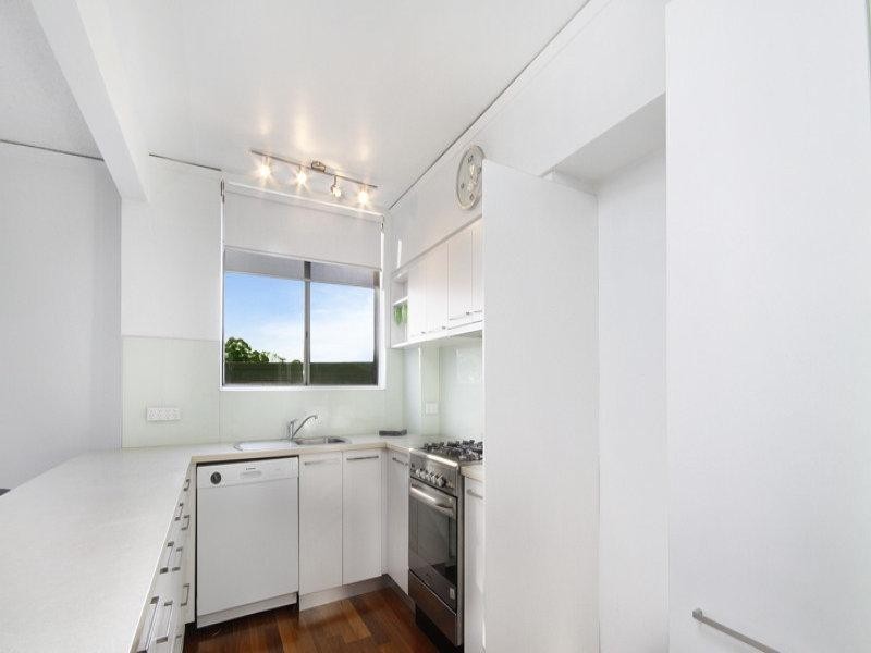 6/4 Bortfield Drive, Chiswick NSW 2046