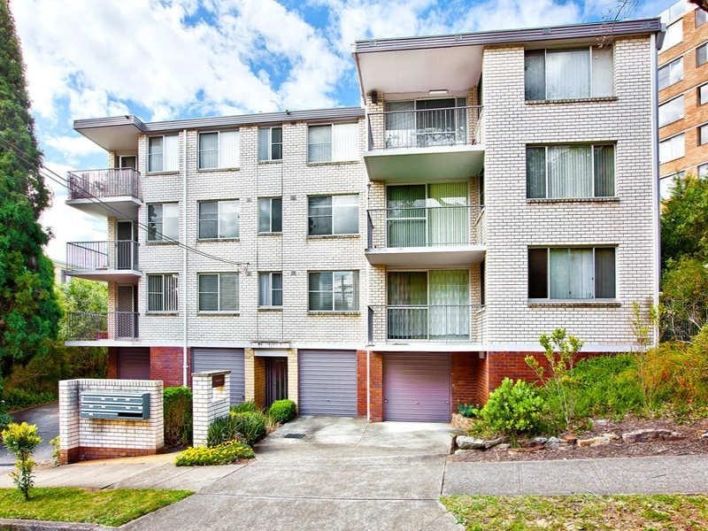 2/4 Bortfield Drive, Chiswick NSW 2046