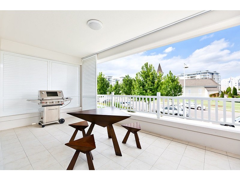 21/28-32 Village Drive, Breakfast Point NSW 2137