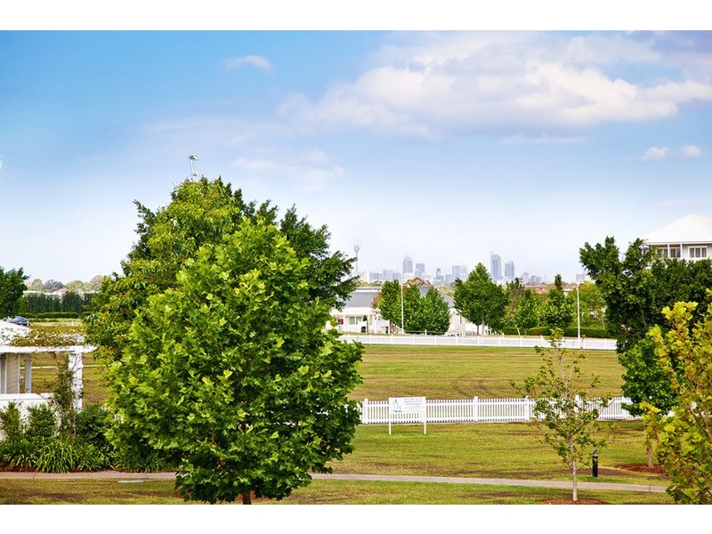21/28-32 Village Drive, Breakfast Point NSW 2137