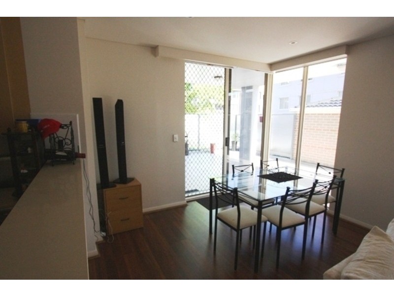 27/1 Janoa Place, Chiswick NSW 2046