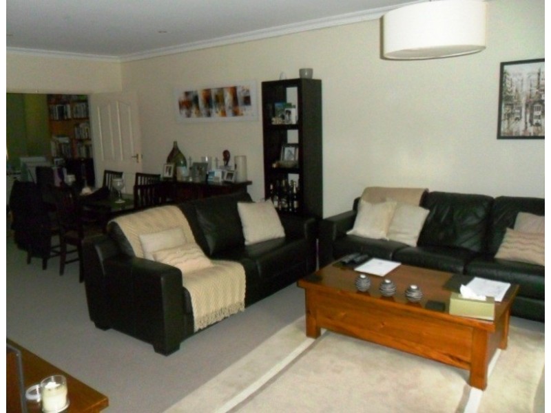 2/3 Amiens Street, Gladesville NSW 2111