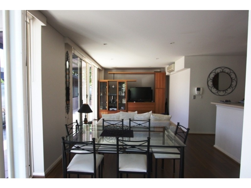 27/1 Janoa Place, Chiswick NSW 2046