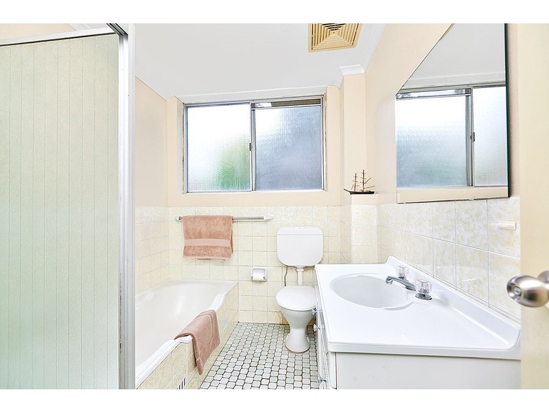 3/80 Hampden Rd, Russell Lea NSW 2046