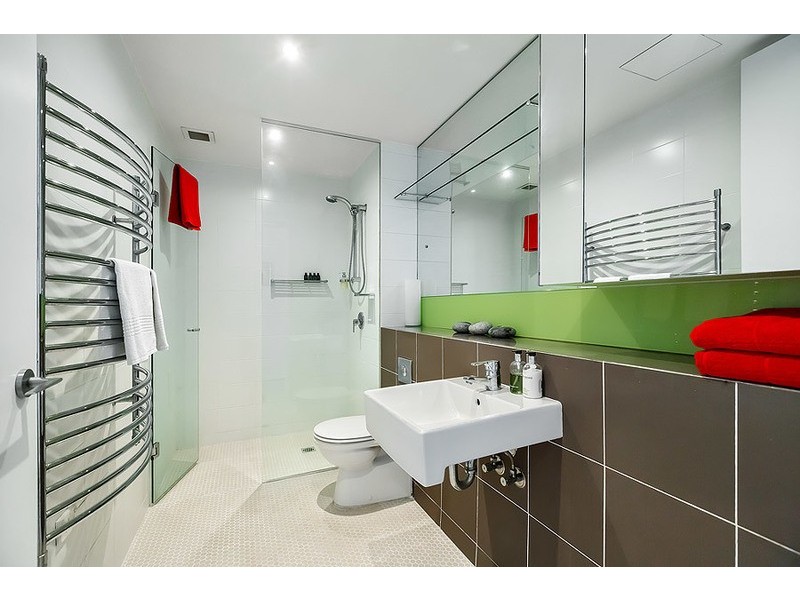 5404/8 Alexandra Drive, Camperdown NSW 2050