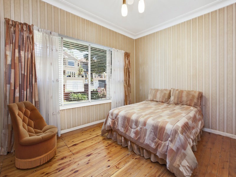 124 Thompson Street, Drummoyne NSW 2047