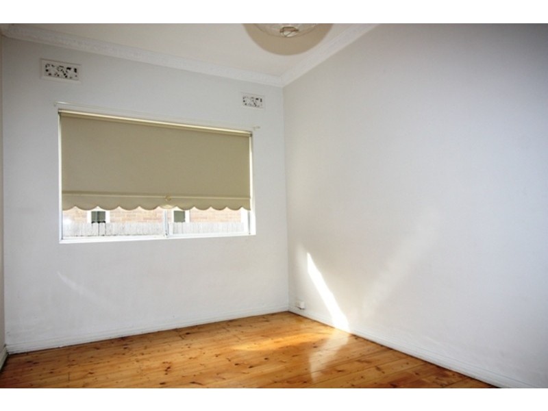 39 Arthur Street, Rodd Point NSW 2046