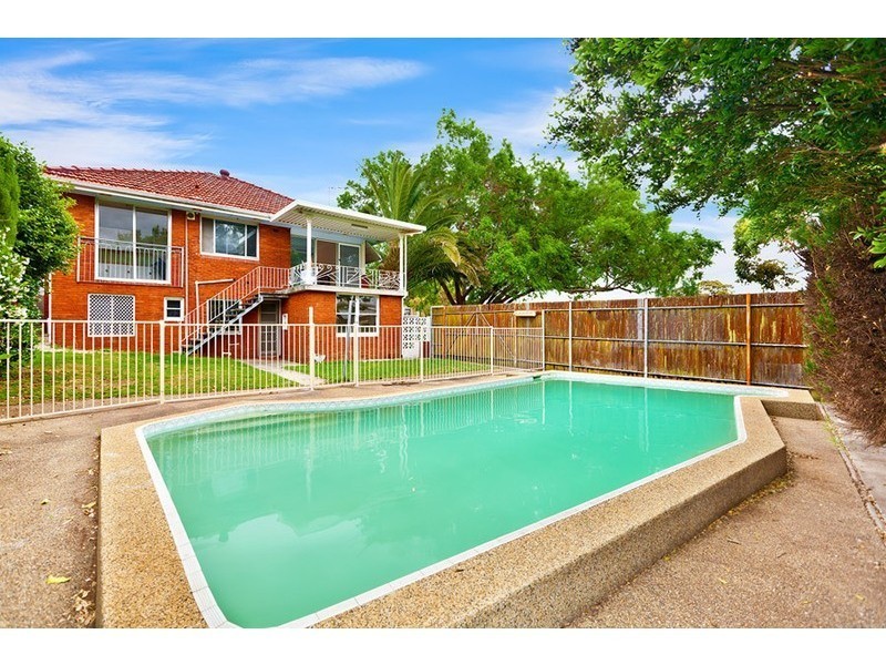 18 Nield Avenue, Rodd Point NSW 2046