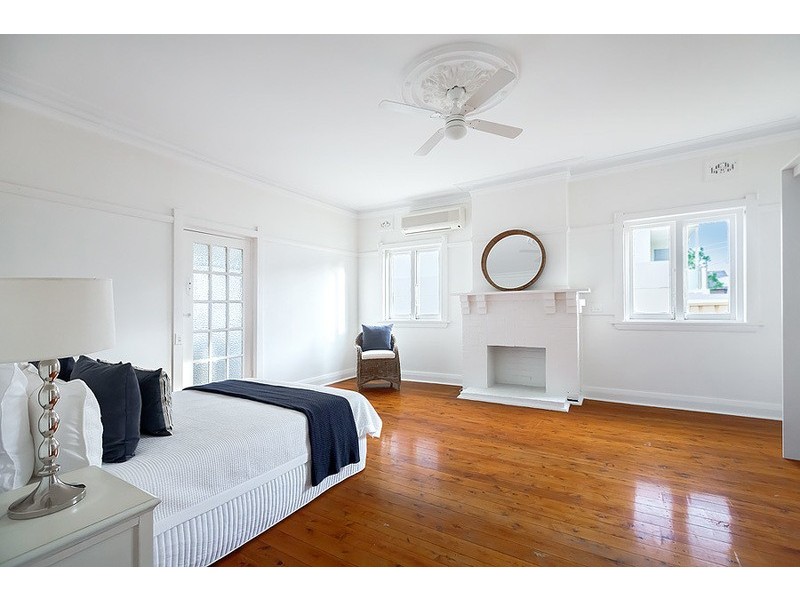 9 Blackwall Point Road, Chiswick NSW 2046