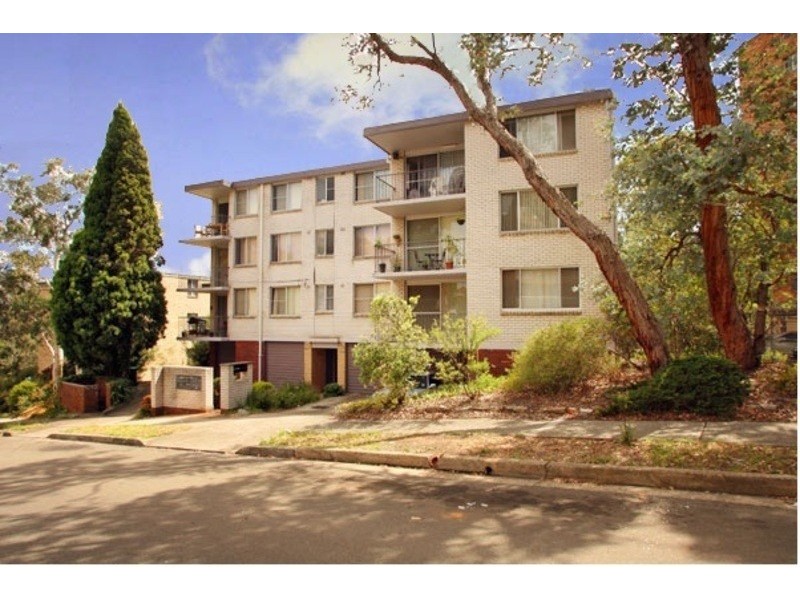 2/4 Bortfield Drive, Chiswick NSW 2046