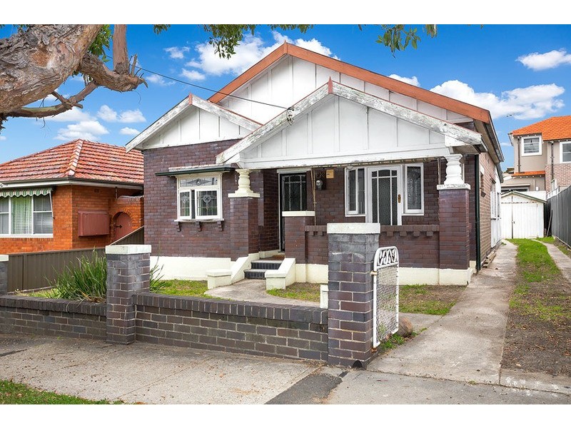 11 Arthur Street, Rodd Point NSW 2046