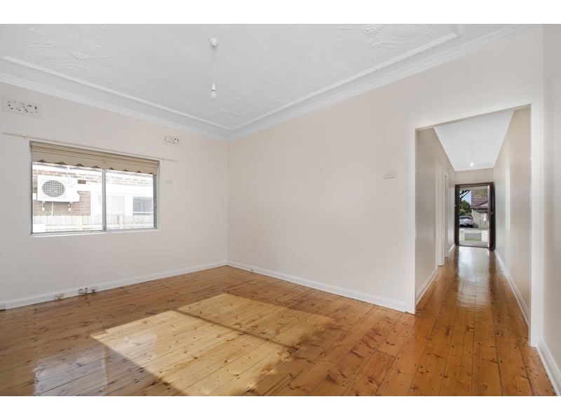 39 Arthur Street, Rodd Point NSW 2046