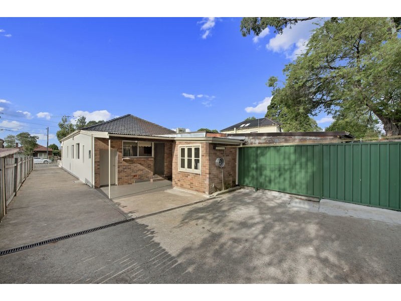 39 Arthur Street, Rodd Point NSW 2046