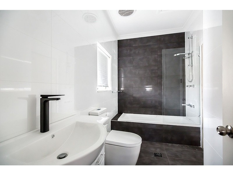 5 Hinkler Court, Drummoyne NSW 2047