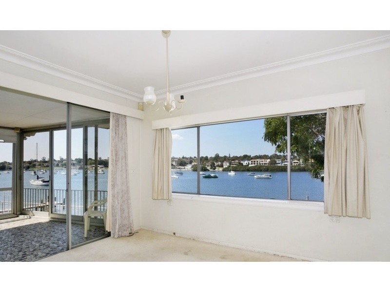 33-35 Burns Crescent, Chiswick NSW 2046