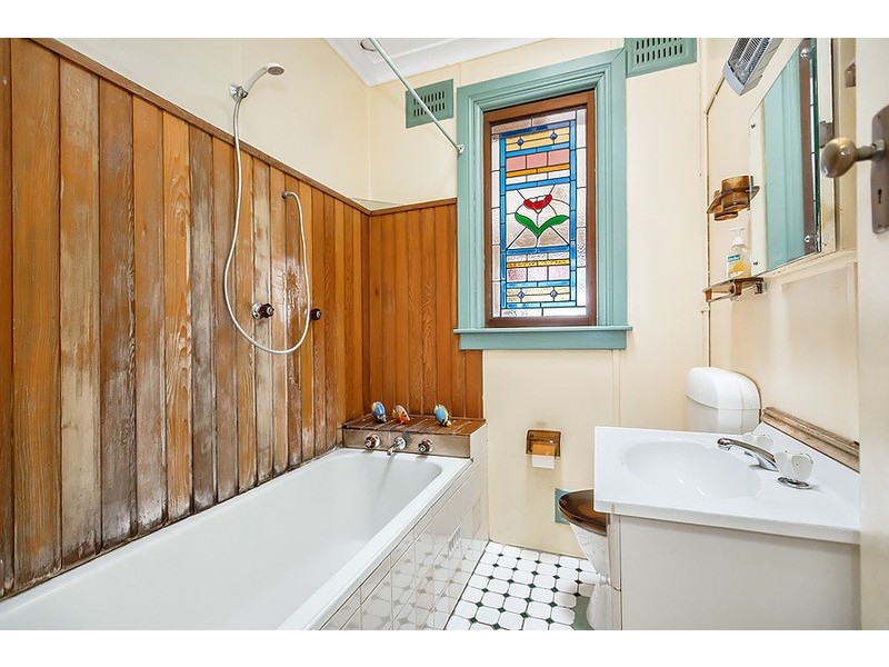 13 Weddle Avenue, Abbotsford NSW 2046