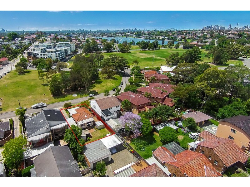 13 Weddle Avenue, Abbotsford NSW 2046