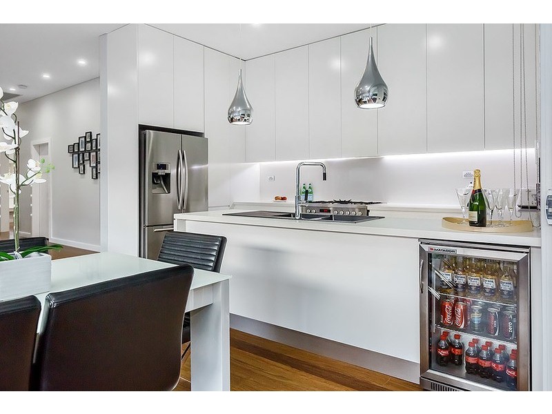 1 Mons Street, Russell Lea NSW 2046