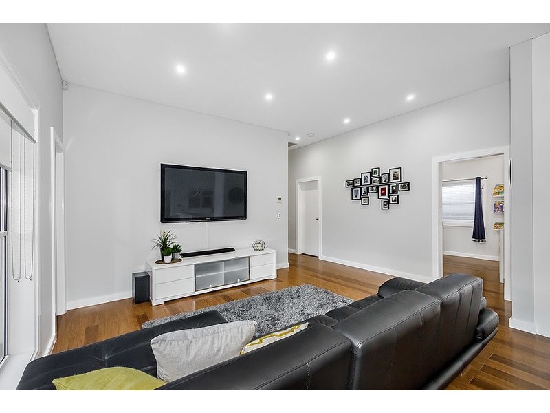 1 Mons Street, Russell Lea NSW 2046