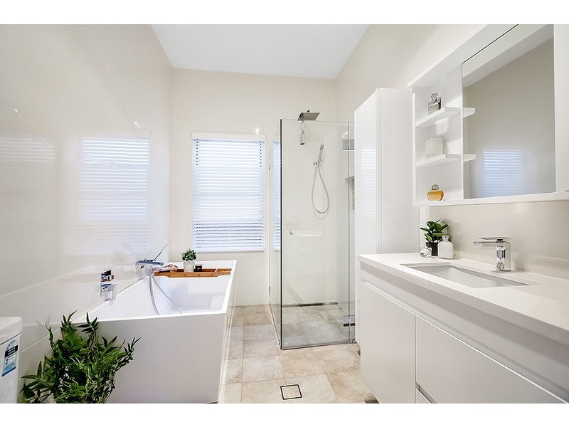 1 Mons Street, Russell Lea NSW 2046