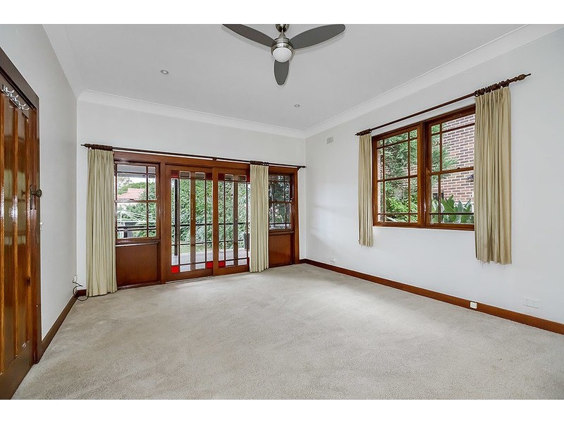 2 Wallaroy Street, Concord West NSW 2138