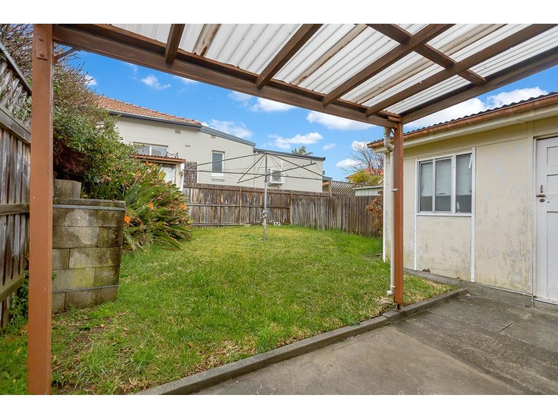 23 Rowley Road, Russell Lea NSW 2046
