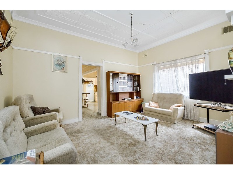 23 Rowley Road, Russell Lea NSW 2046
