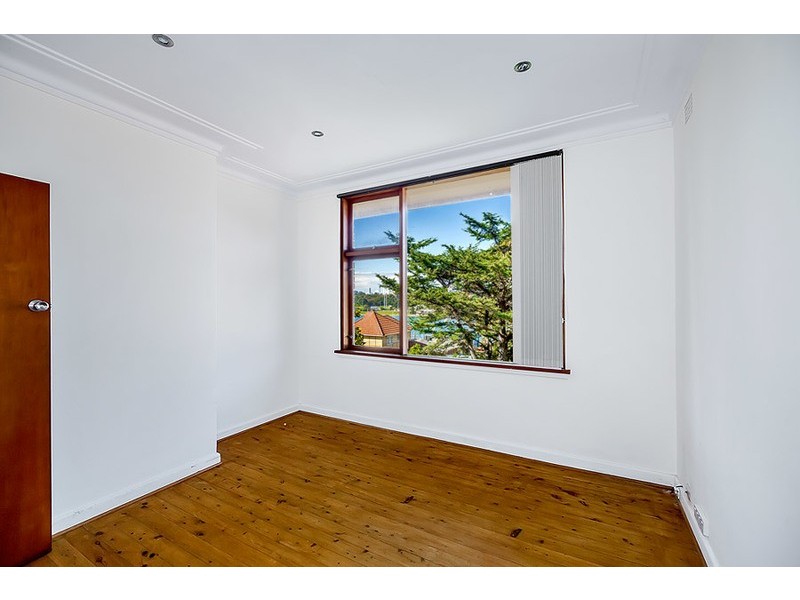 64 Burns Crescent, Chiswick NSW 2046