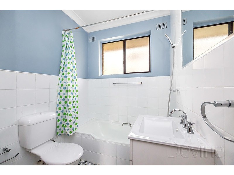 8/76 Kings Road, Five Dock NSW 2046