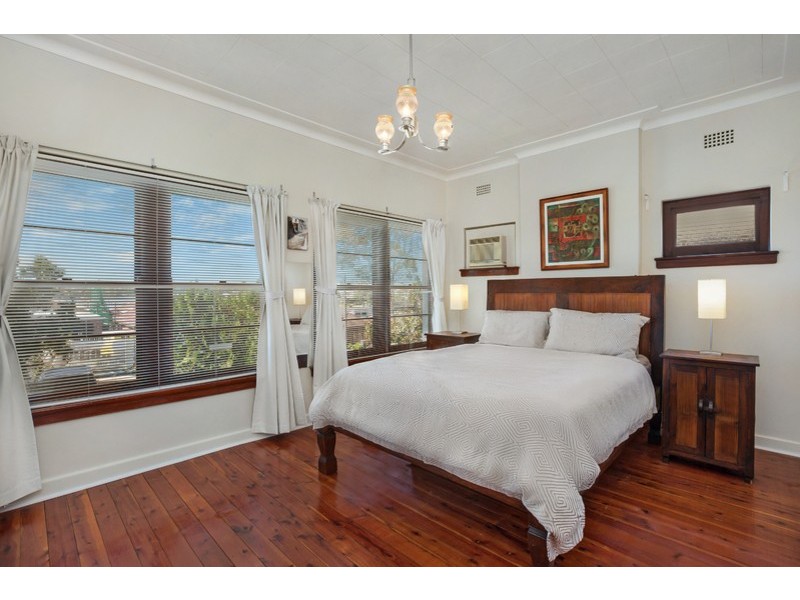 10 Dorking Road, Cabarita NSW 2137
