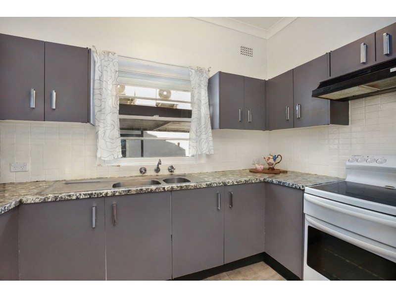 10 Dorking Road, Cabarita NSW 2137