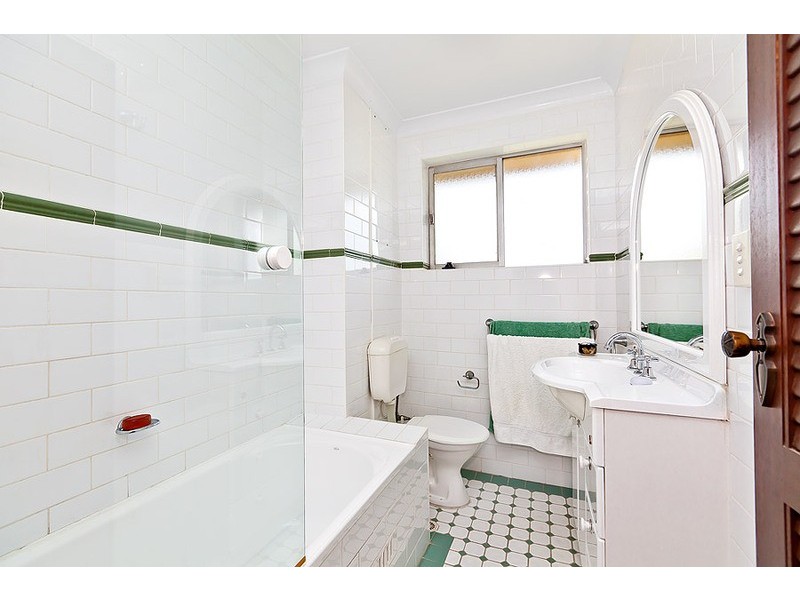 18/78 Hampden Rd, Russell Lea NSW 2046
