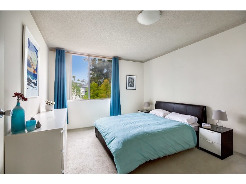 15/8 Bortfield Drive, Chiswick NSW 2046