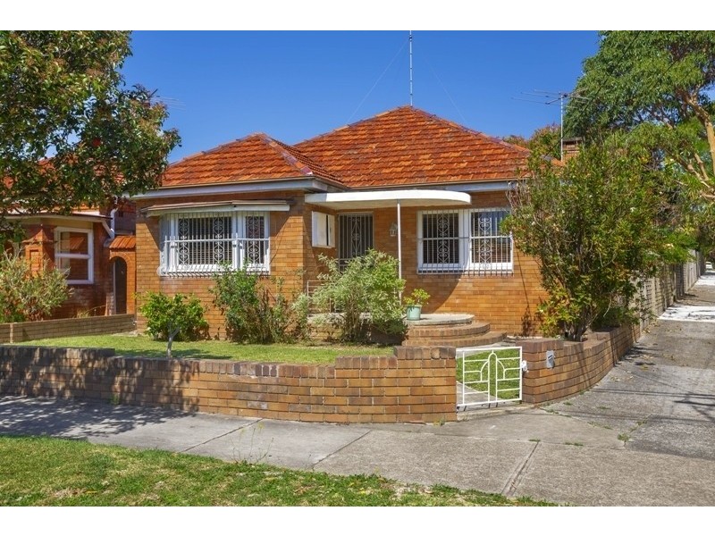 45 Duke Avenue, Rodd Point NSW 2046