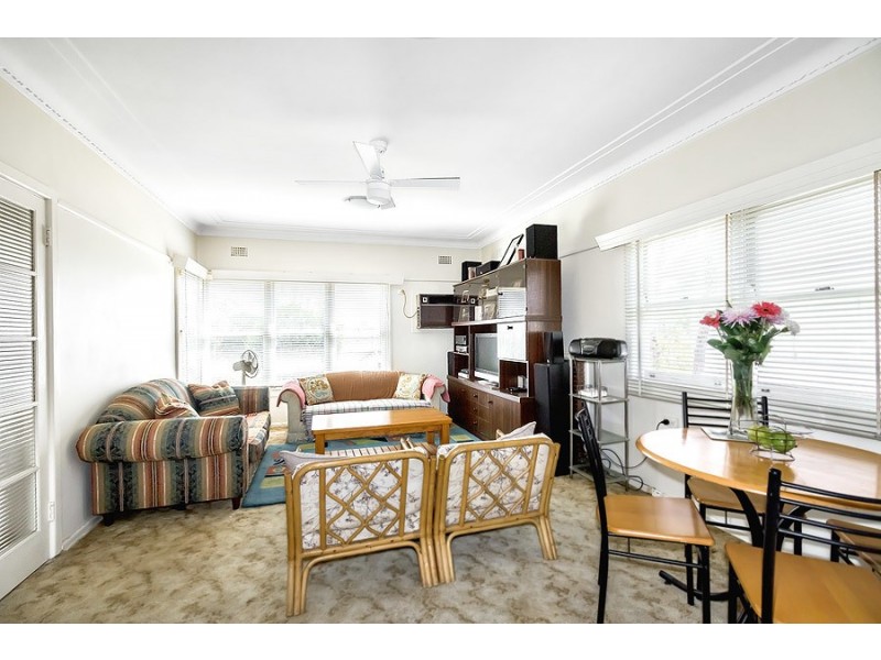 38 Sandakan Road, Revesby Heights NSW 2212