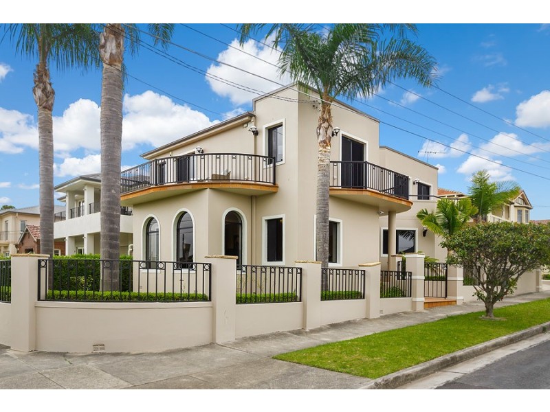 59 Henley Marine Drive, Rodd Point NSW 2046