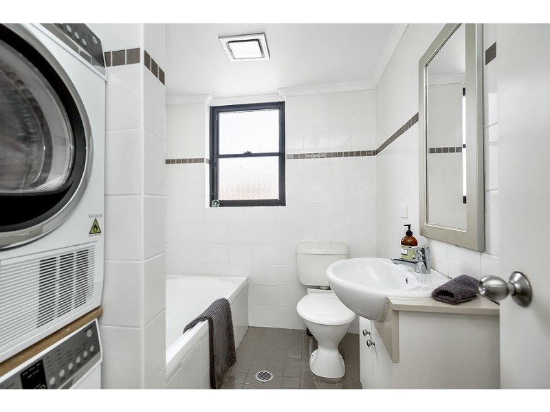 1/28 Dening Street, Drummoyne NSW 2047