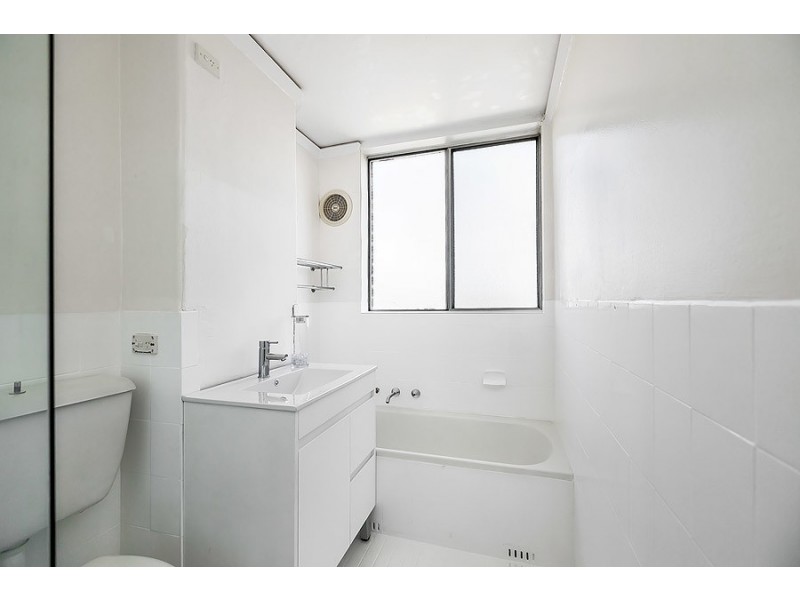 30/2 Bortfield Drive, Chiswick NSW 2046