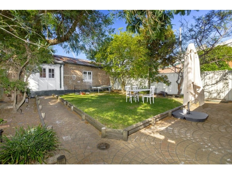 177 Lyons Road, Drummoyne NSW 2047