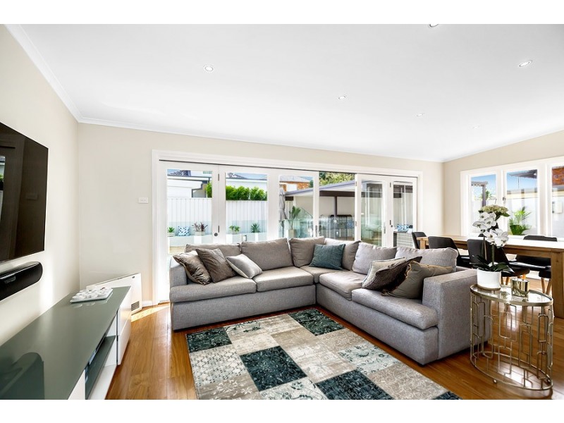 336 Lyons Road, Russell Lea NSW 2046