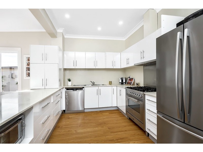 336 Lyons Road, Russell Lea NSW 2046